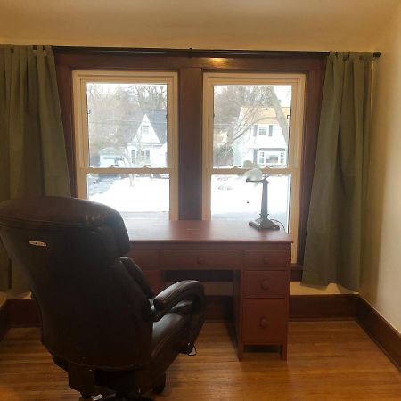 Seabreeze Three Bedroom Home Rochester Bagian luar foto