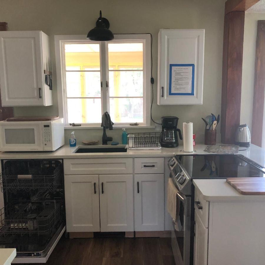 Seabreeze Three Bedroom Home Rochester Bagian luar foto